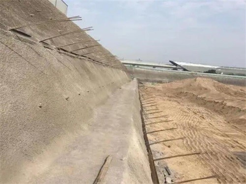 印台河道边坡加固